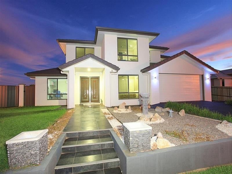 1 Serenity Drive, Kalkie QLD 4670