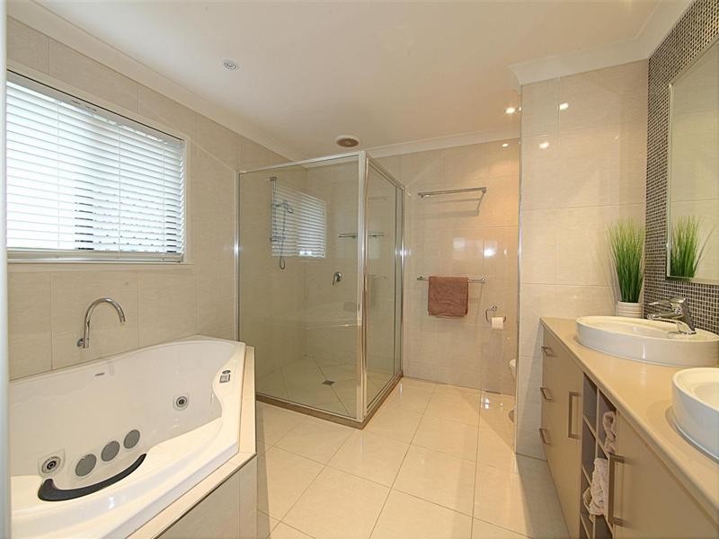 1 Serenity Drive, Kalkie QLD 4670