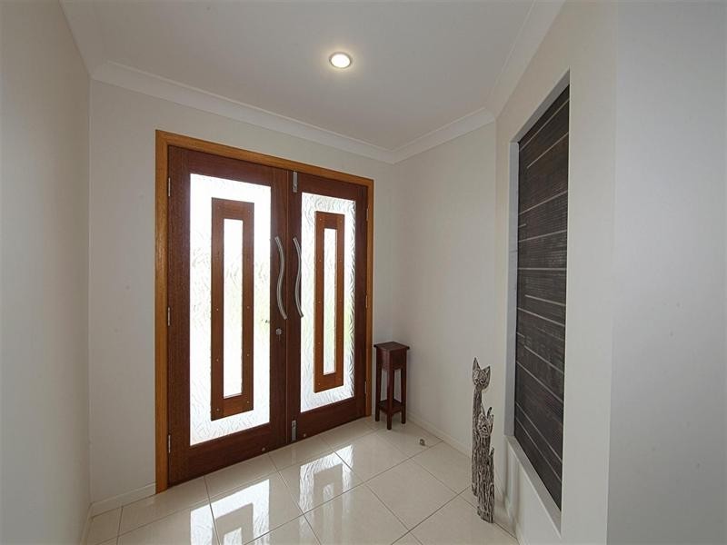 1 Serenity Drive, Kalkie QLD 4670