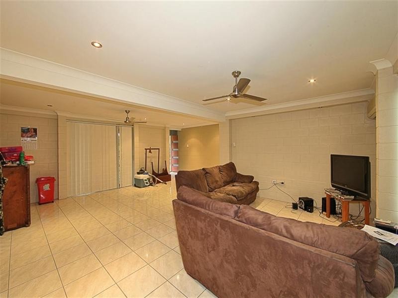 9 TEA TREE Court, Moore Park Beach QLD 4670