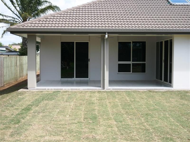 10 Sanctuary Drive, Ashfield QLD 4670