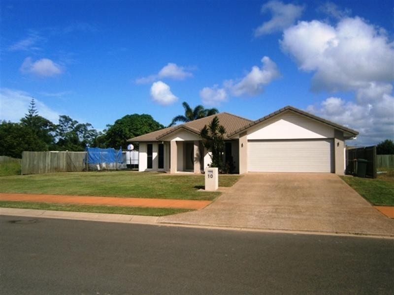 10 Sanctuary Drive, Ashfield QLD 4670