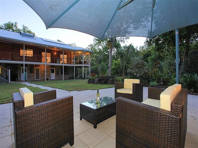 18 Kingfisher Crescent, Moore Park Beach QLD 4670