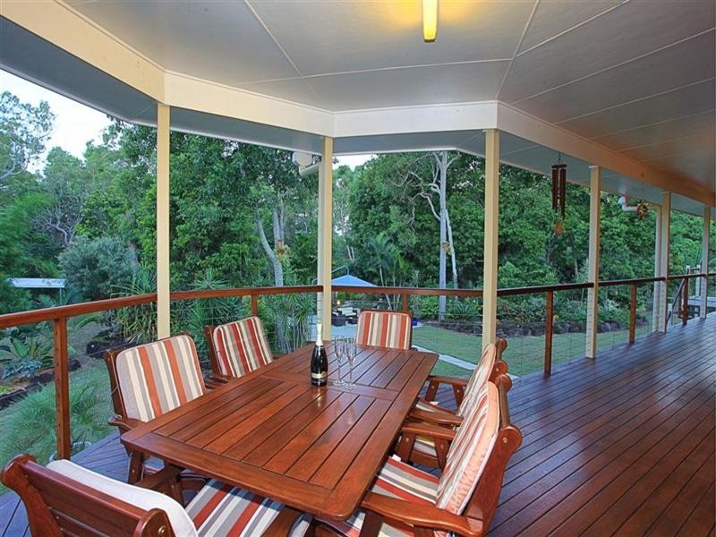 18 Kingfisher Crescent, Moore Park Beach QLD 4670