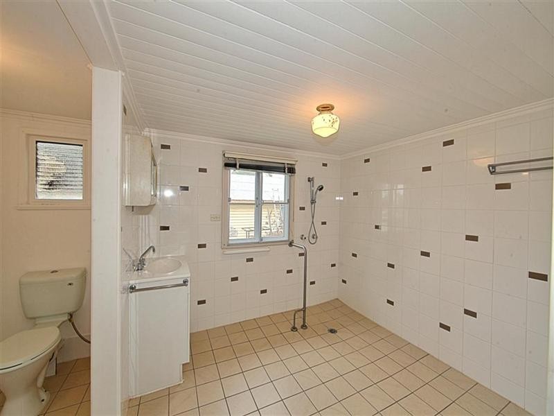 35 Steuart Street, Bundaberg North QLD 4670