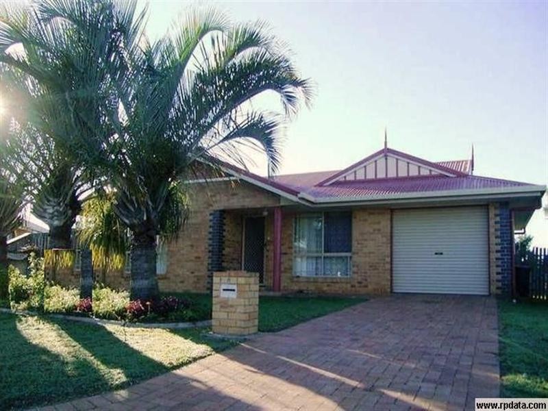 8 Settlers Court, Bargara QLD 4670