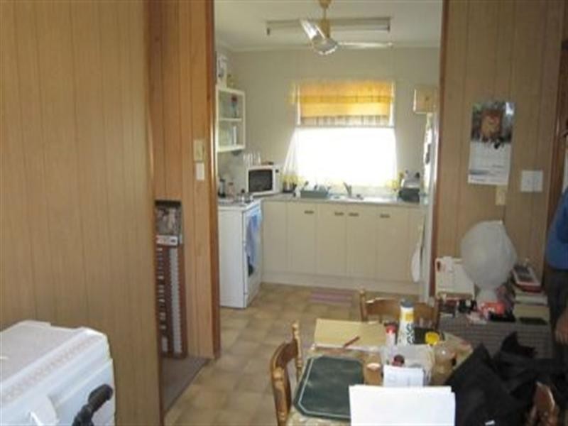 80 Pitt Street, Walkervale QLD 4670