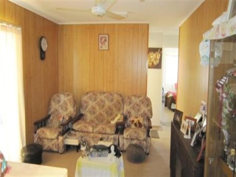 80 Pitt Street, Walkervale QLD 4670