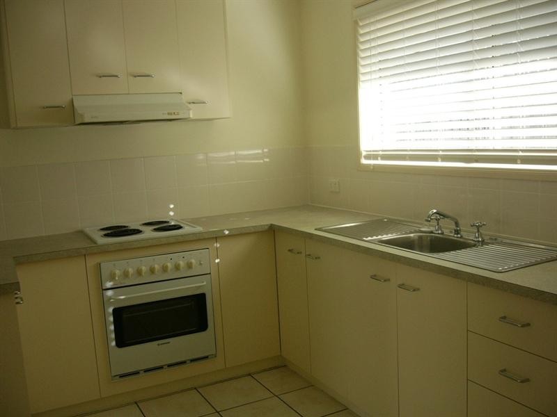 2/147 George Street, Bundaberg West QLD 4670