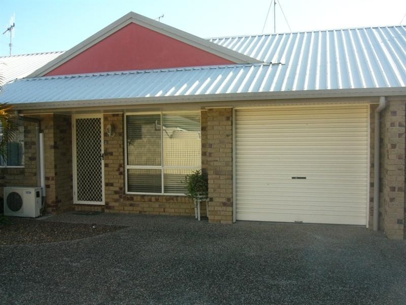 2/147 George Street, Bundaberg West QLD 4670