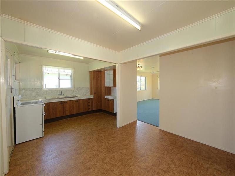 10 Barlow Street, Bundaberg North QLD 4670