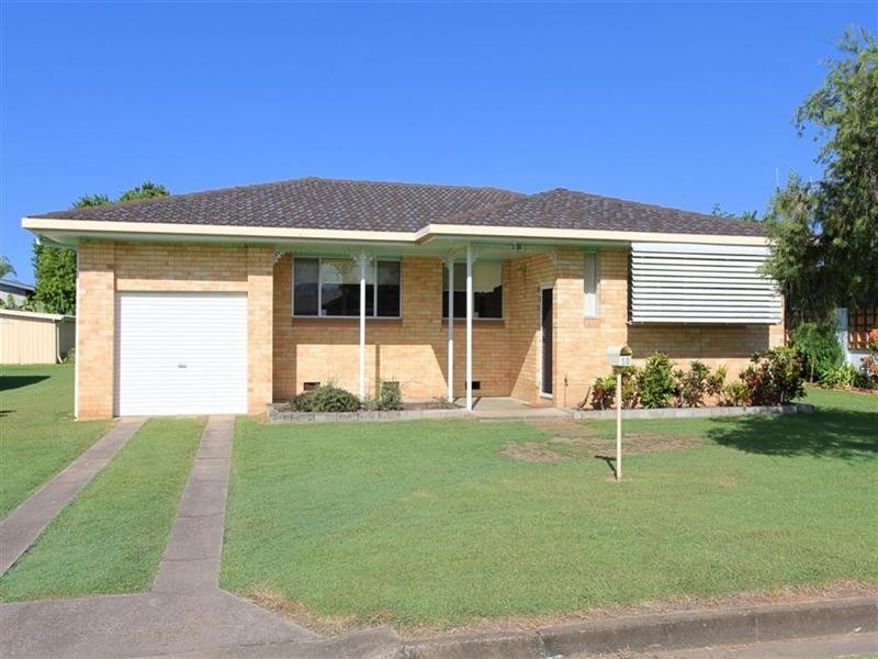10 Barlow Street, Bundaberg North QLD 4670
