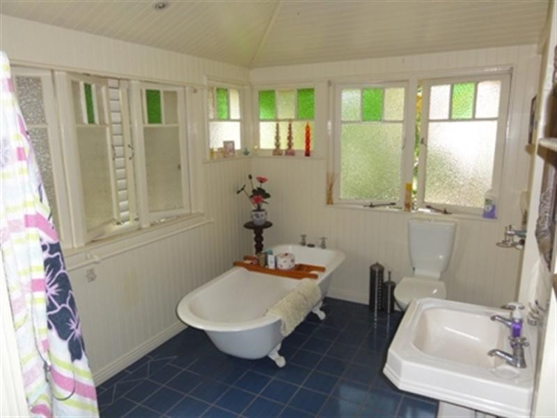 94 Lamb Street, Walkervale QLD 4670