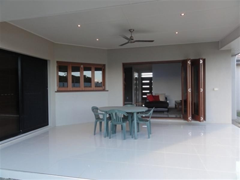 54 Santina Drive, Kalkie QLD 4670