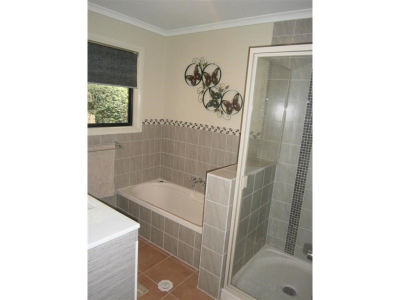 5 Woodlands Lane, Moore Park Beach QLD 4670