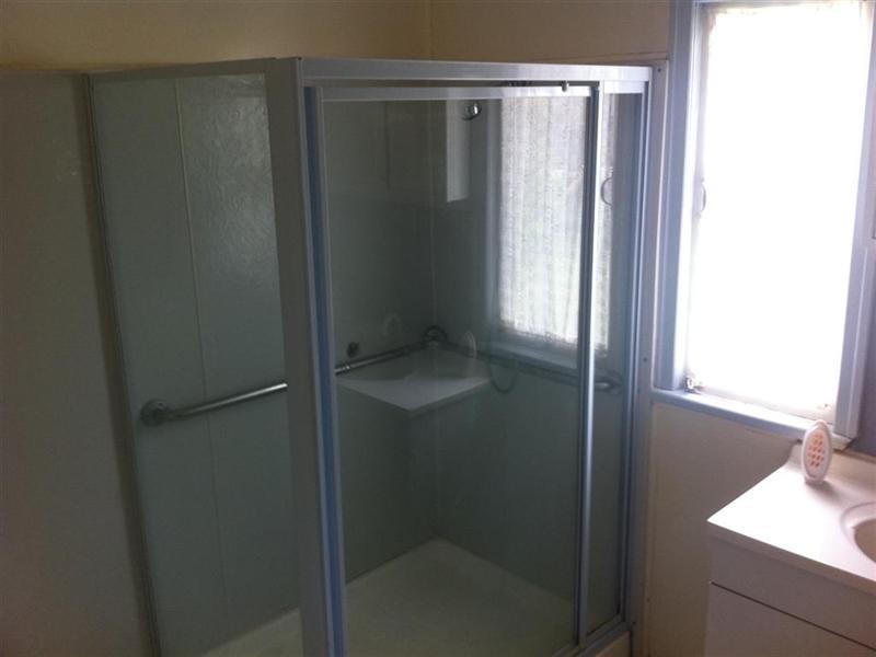 6 Nott Street, Walkervale QLD 4670