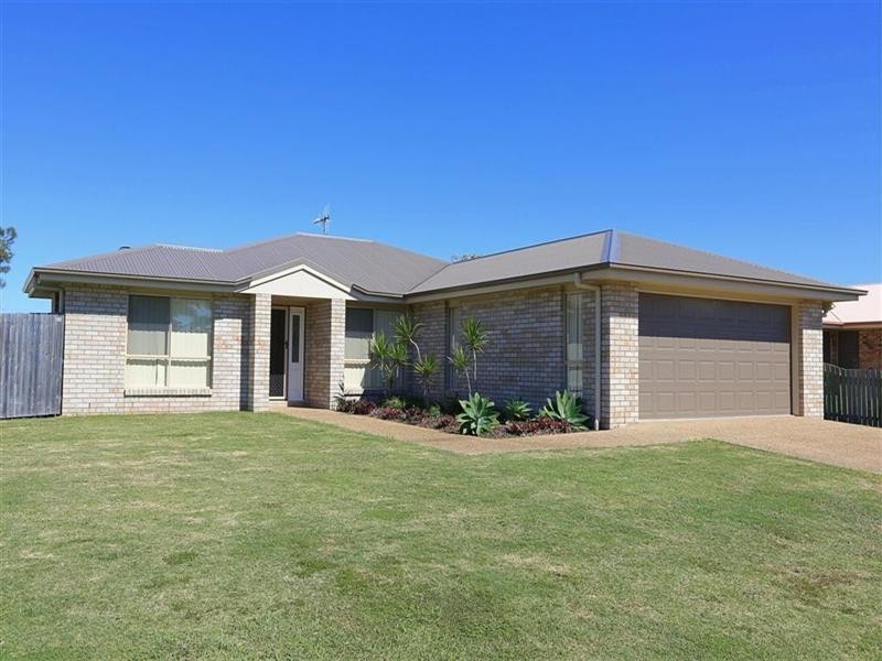 25 Peggy Drive, Coral Cove QLD 4670