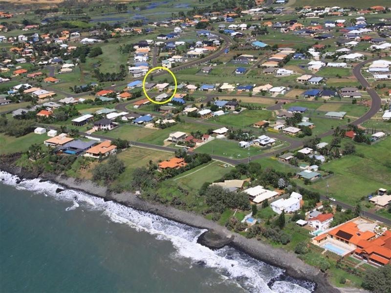 25 Peggy Drive, Coral Cove QLD 4670