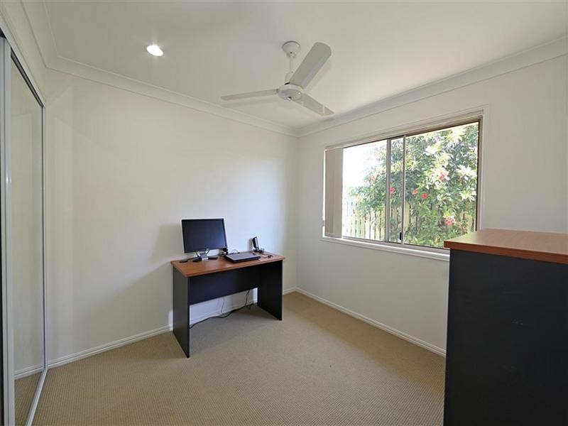 25 Peggy Drive, Coral Cove QLD 4670