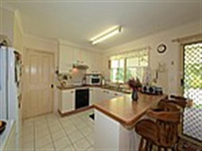 12 Maike Street, Kalkie QLD 4670