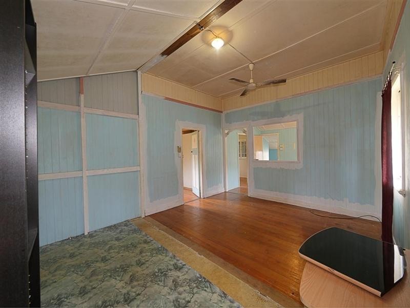 82 maryborough Street, Walkervale QLD 4670