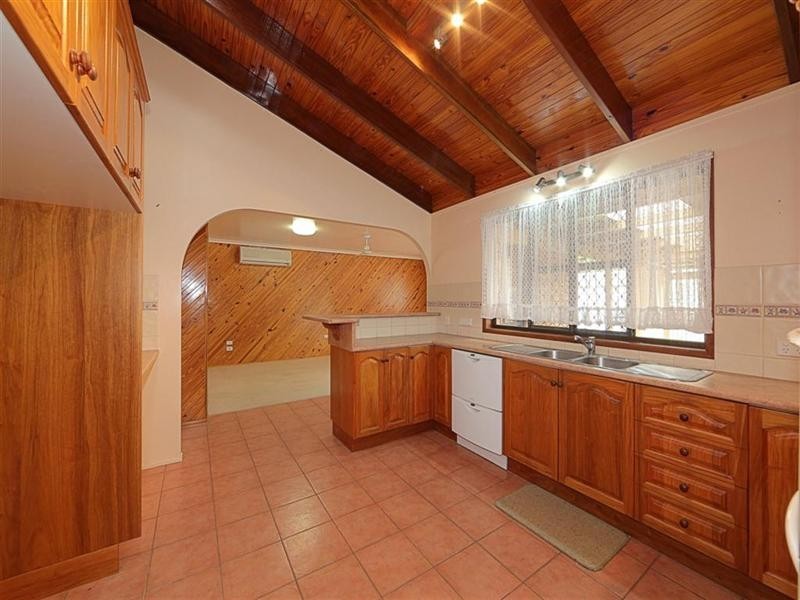 41 Lovers Walk, Thabeban QLD 4670