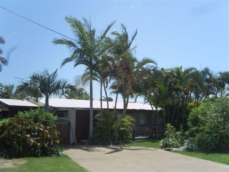 51 Croft Street, Bargara QLD 4670