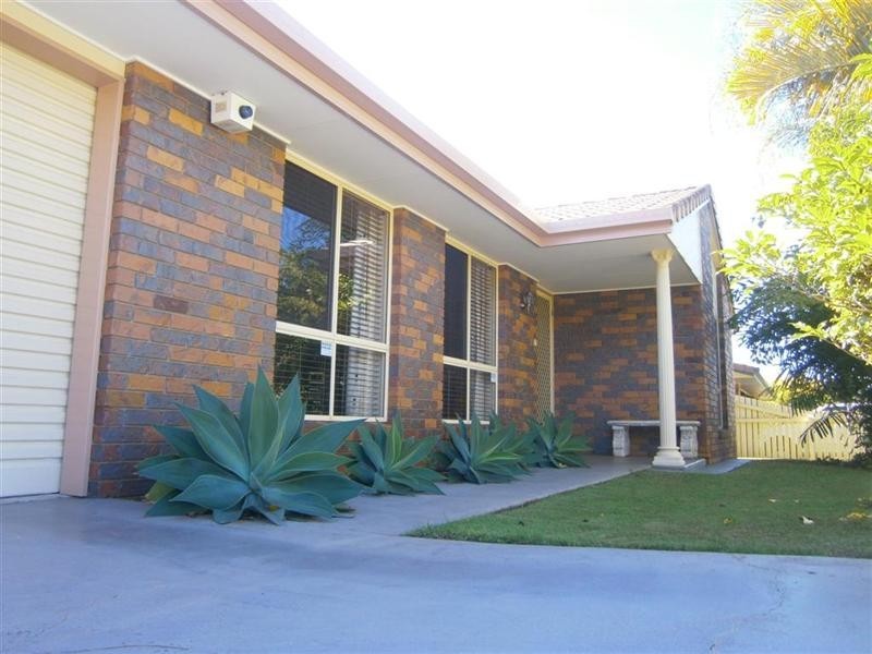 30 Hilltop Parade, Avoca QLD 4670