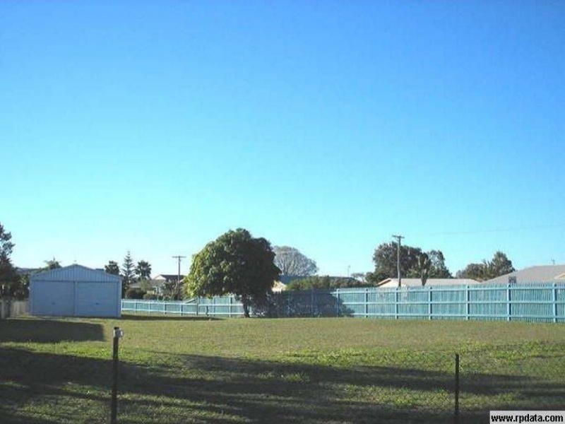 12 Geary Street, Burnett Heads QLD 4670