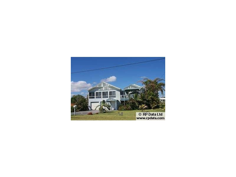 87 Sea Esplanade, Burnett Heads QLD 4670