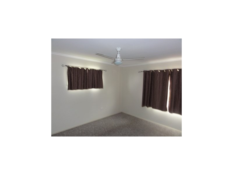 61 Rehbein Avenue, Qunaba QLD 4670