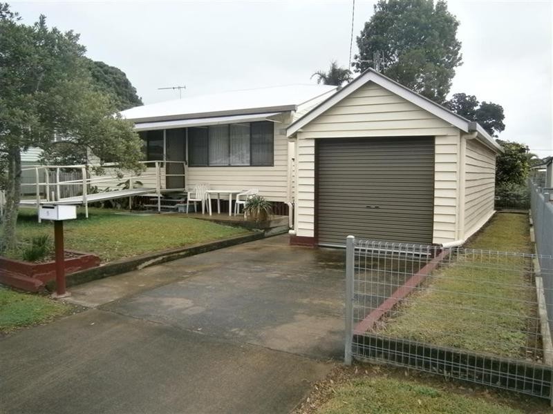5 Wyper Street, Bundaberg South QLD 4670