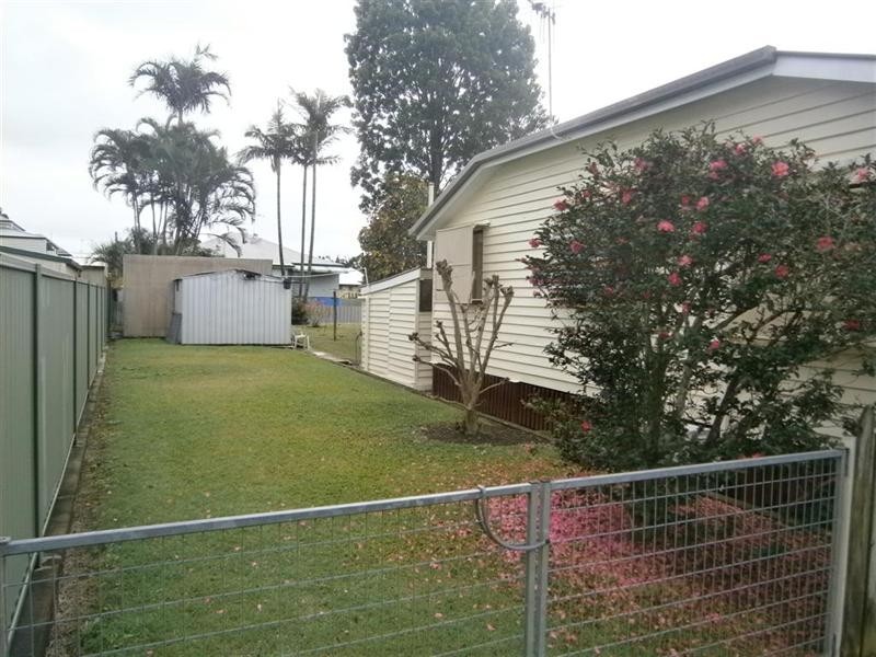 5 Wyper Street, Bundaberg South QLD 4670