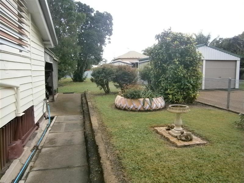 5 Wyper Street, Bundaberg South QLD 4670