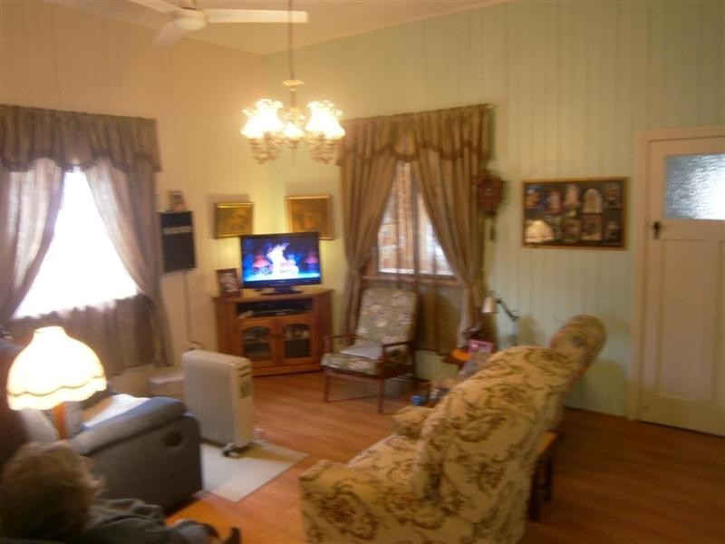 5 Wyper Street, Bundaberg South QLD 4670