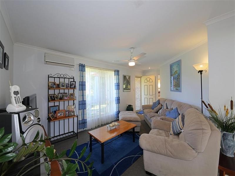 22 Mark Road, Branyan QLD 4670