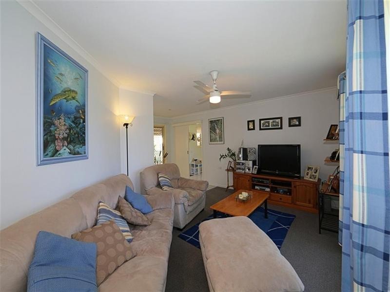 22 Mark Road, Branyan QLD 4670