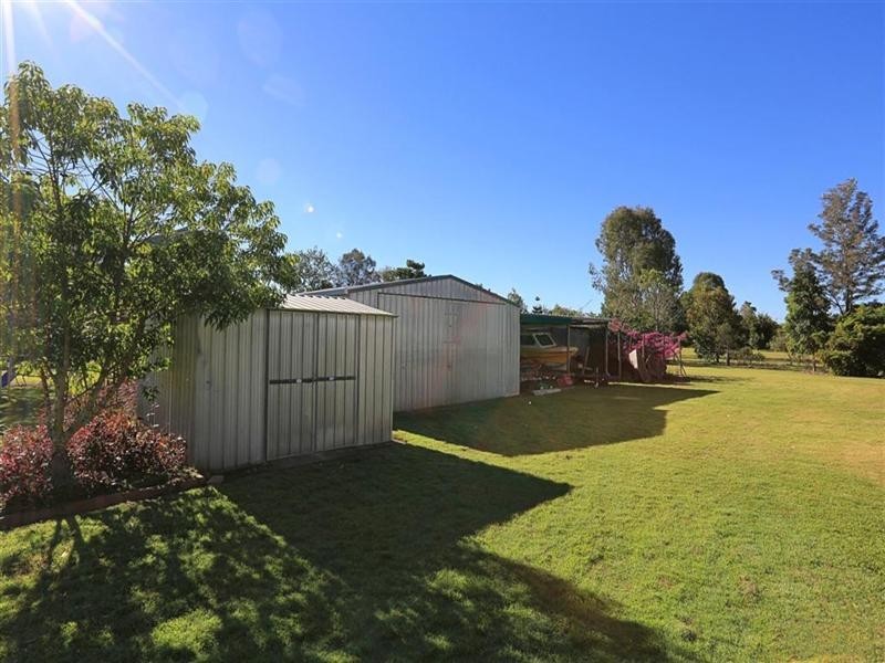 22 Mark Road, Branyan QLD 4670
