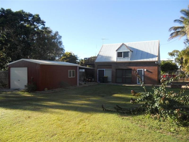 62 Mitchell Street, Elliott Heads QLD 4670