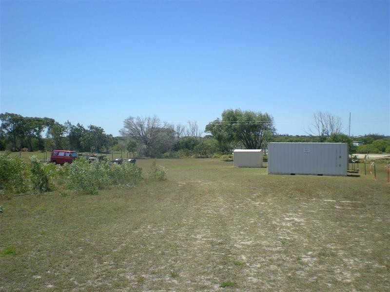 5 Margaret Court, Elliott Heads QLD 4670