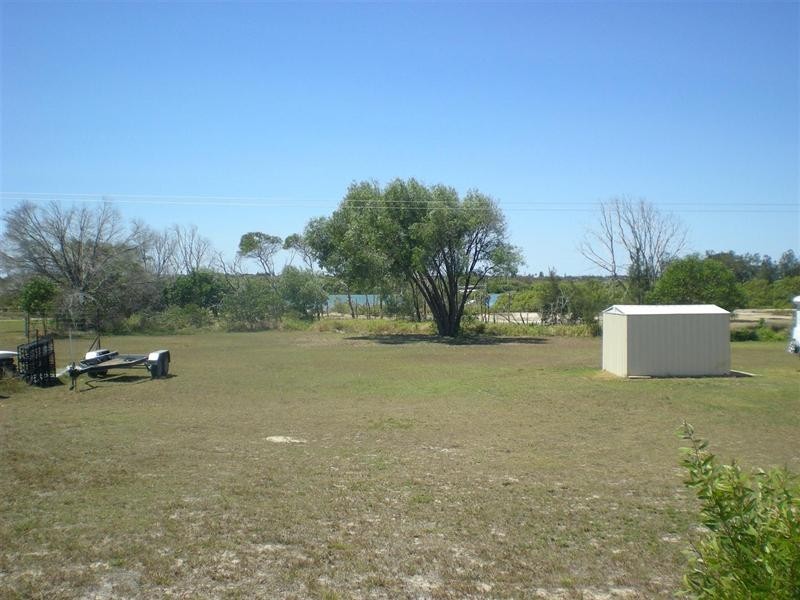 5 Margaret Court, Elliott Heads QLD 4670