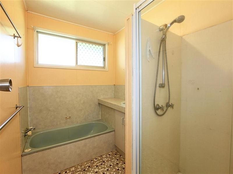 14 Sharon Road, Sharon QLD 4670