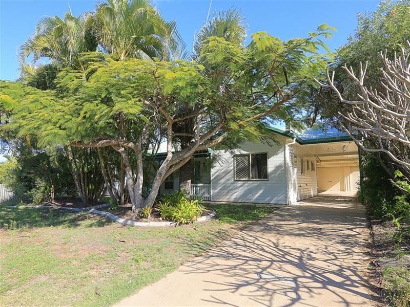 13 Acacia Street, Moore Park Beach QLD 4670