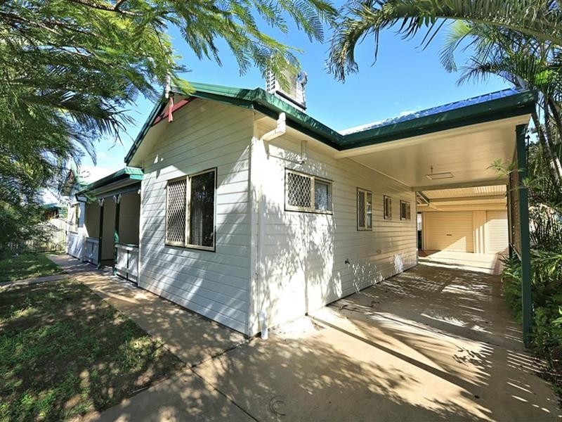 13 Acacia Street, Moore Park Beach QLD 4670