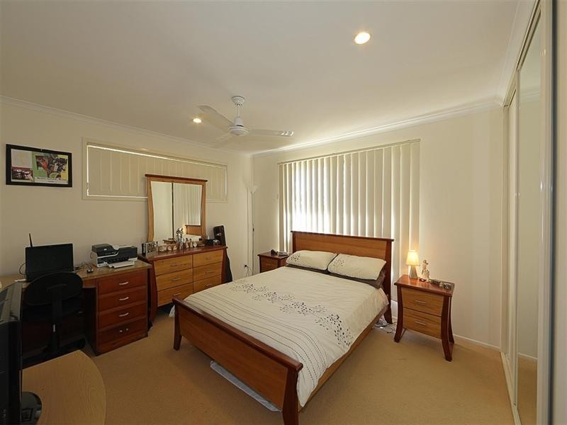 17 Park Estate Drive, Branyan QLD 4670