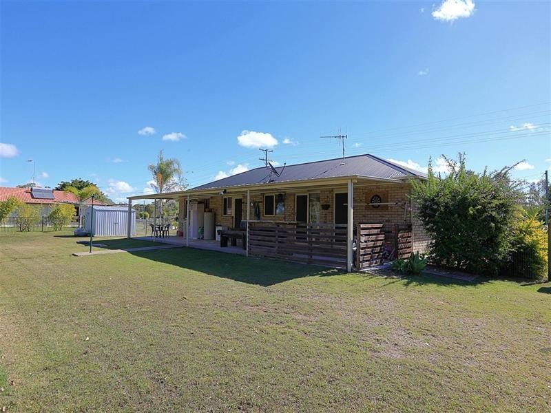 17 Park Estate Drive, Branyan QLD 4670