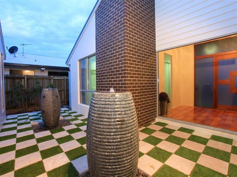 24 Longview Street, Ashfield QLD 4670