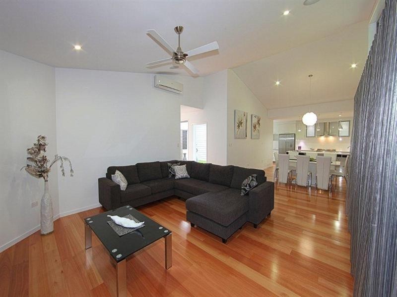 24 Longview Street, Ashfield QLD 4670