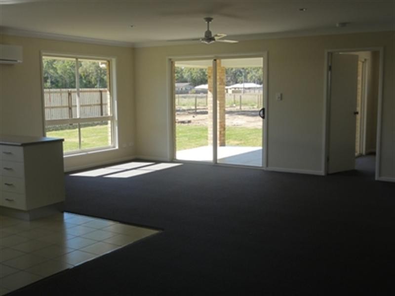 34 Regency Road, Moore Park Beach QLD 4670