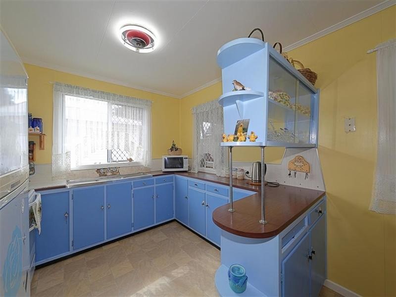 20 Redmond Street, Avenell Heights QLD 4670